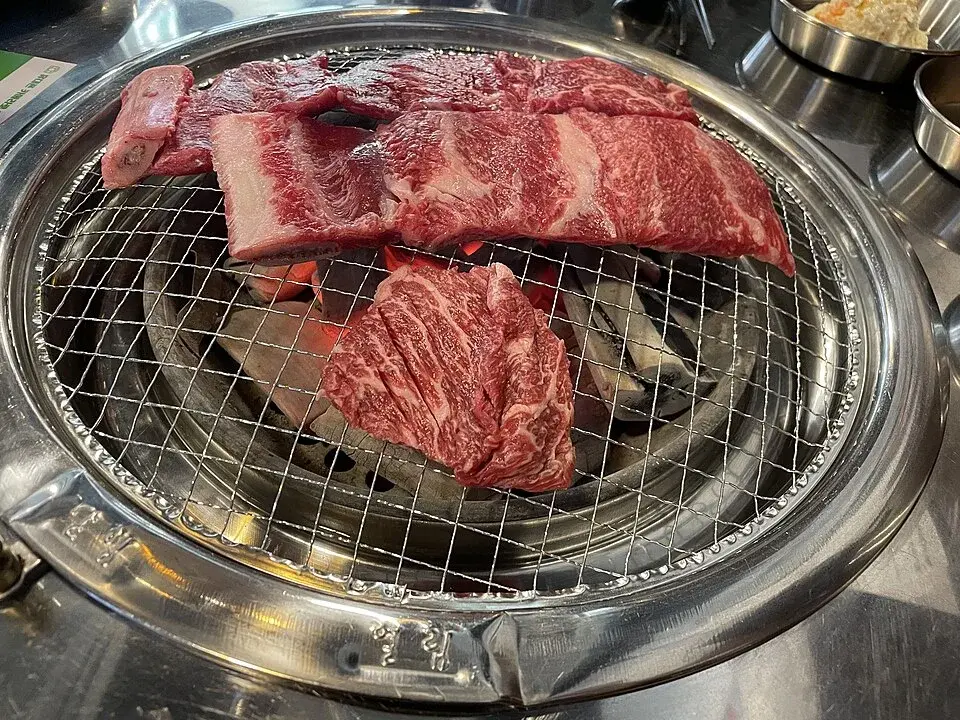한우 · 숯불구이 · 음식 참고 사진